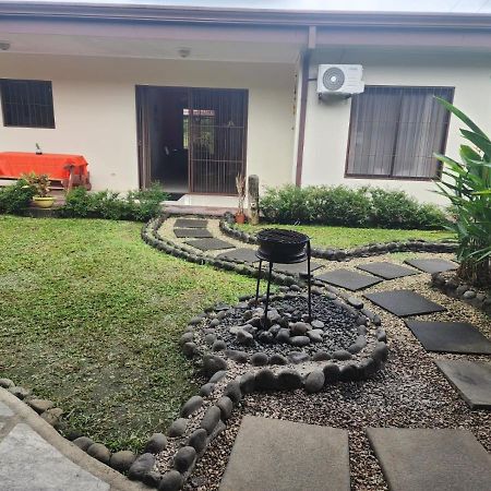 Elegant Villa In La Fortuna With Spacious Backyard Plus Very Private Pool & Parking Exterior photo
