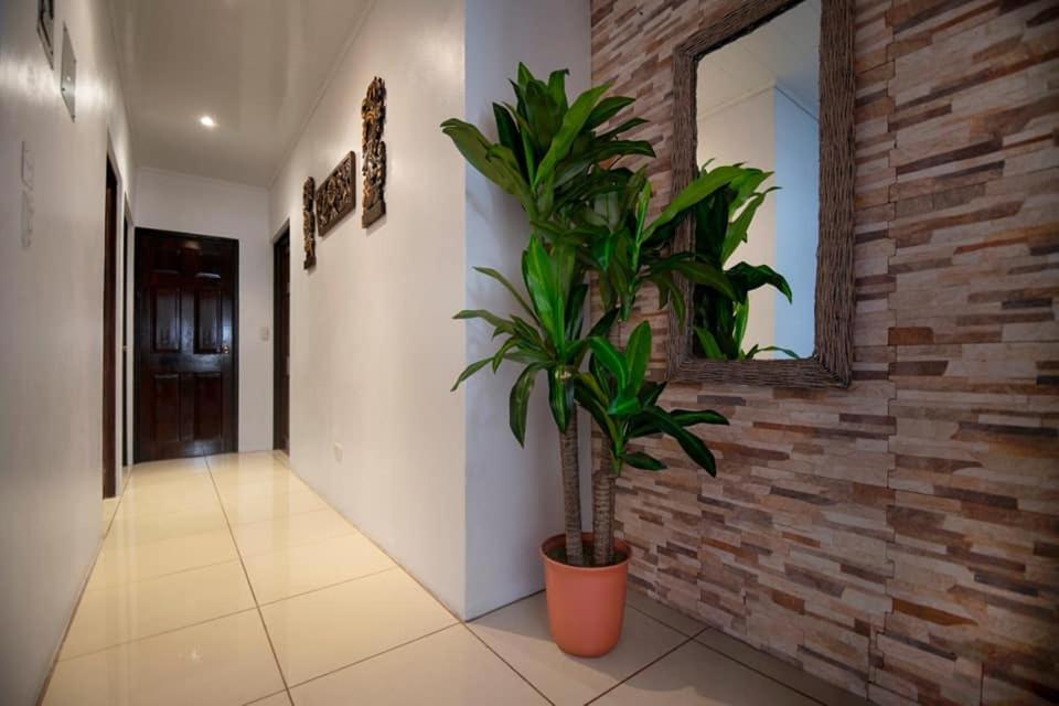 Elegant Villa In La Fortuna With Spacious Backyard Plus Very Private Pool & Parking Exterior photo
